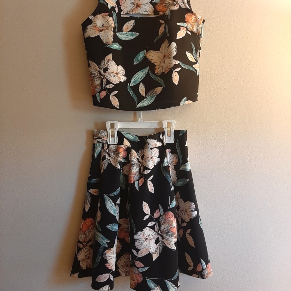 Matching two piece outfit, juniors size S